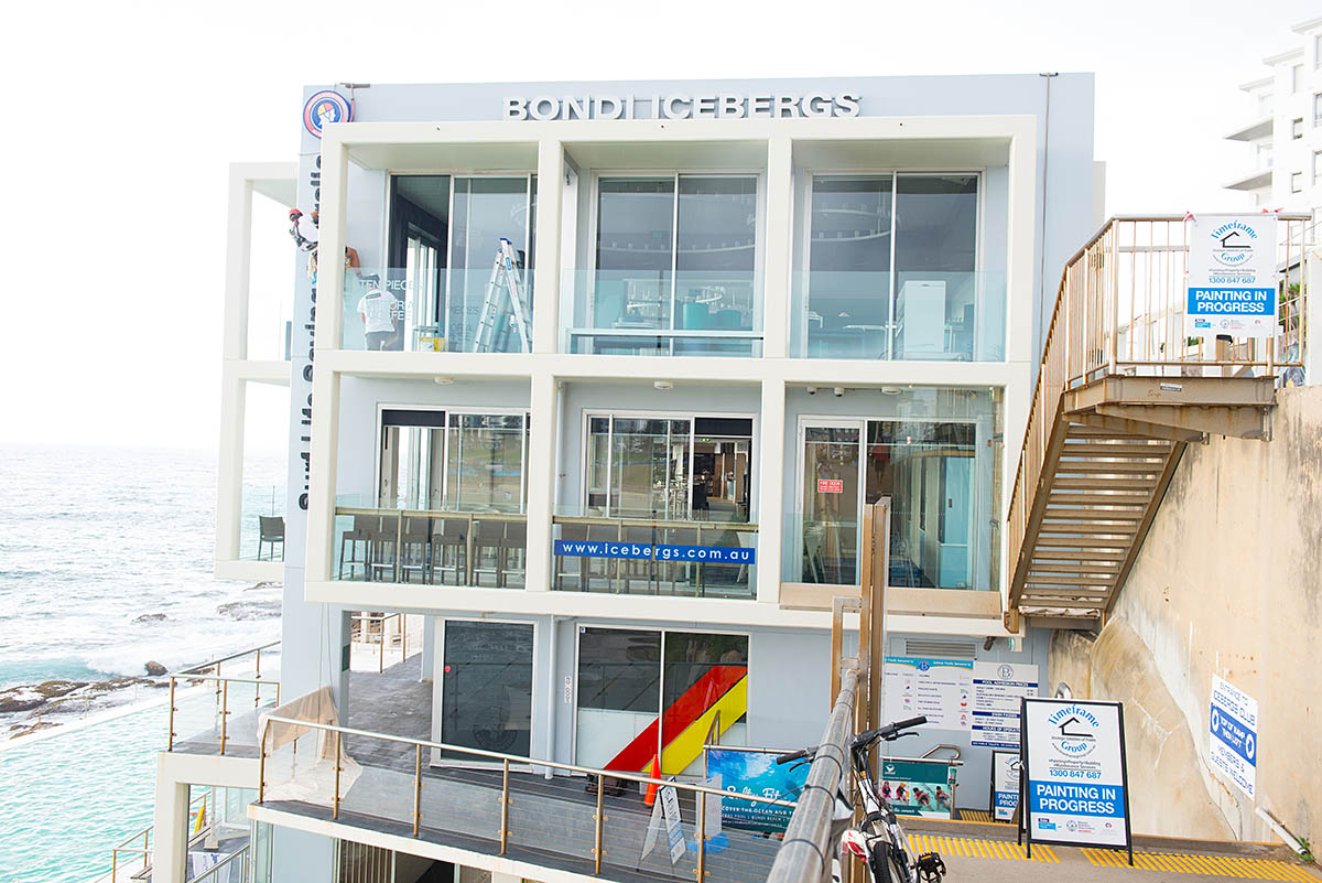 Bondi Icebergs painting detail